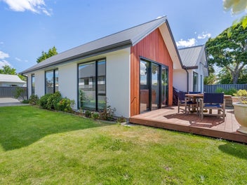 214 Park Street, Winton, Winton