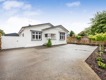 16 Annandale Avenue, Takaro, Palmerston North