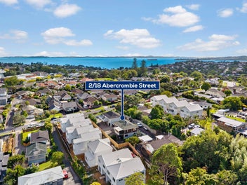 2/18 Abercrombie Street, Howick, Auckland