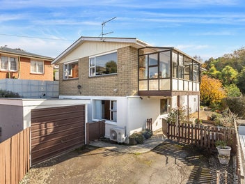 82A Neidpath Road, Mornington, Dunedin