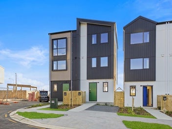 36 Takarore Crescent, Flat Bush, Auckland
