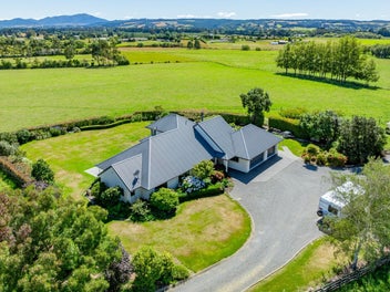 132 Round Hill Road, Loburn, Loburn