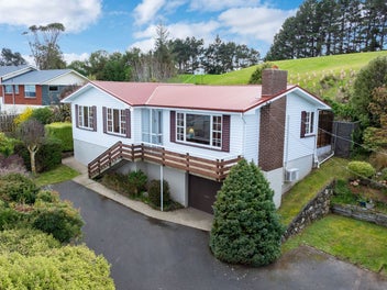 69 Mckerrow Street, Shiel Hill, Dunedin