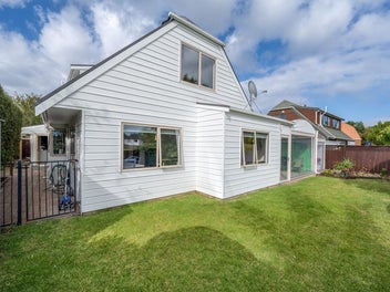 2/17 Daria Place, Northpark, Auckland