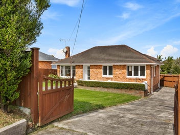 12 Toru Street, Te Atatu Peninsula, Auckland
