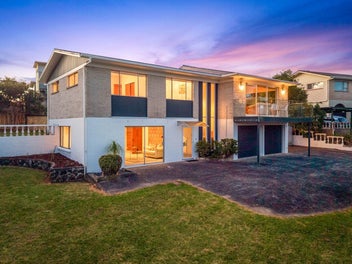 9 Nui Mana Place, Te Atatu South, Auckland