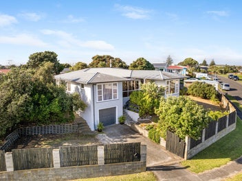 6 Tainui Street, Castlecliff, Whanganui