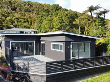 125 Main South Road, Karoro, Greymouth
