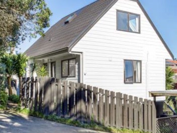 4/1284 New North Road, Avondale, Auckland