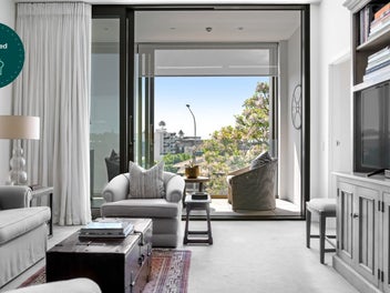 202/12 St Marks Road, Remuera, Auckland