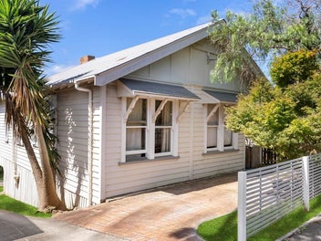 94 Calliope Road, Stanley Point, Auckland