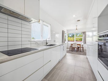 4 Riverhills Avenue, Pakuranga Heights, Auckland