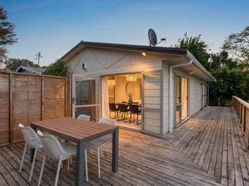 1B Springfield Road, Morningside, Auckland