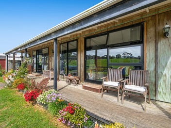 211 Wilson Road, Helensville
