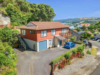 141 Pope Street, Camborne, Porirua