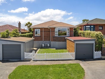 61 Riselaw Road, Calton Hill, Dunedin