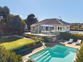 1 Cassino Street, Bayswater, Auckland