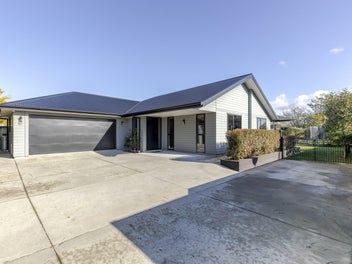 26 Smith Street, Lepperton, New Plymouth