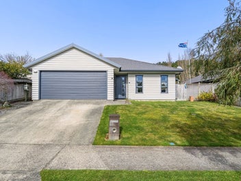 5 Poppy Watts Grove, Stokes Valley, Lower Hutt