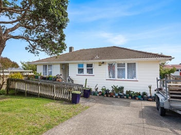 126 Corinna Street, Waitangirua, Porirua