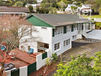 30 Glencourt Place, Glenfield, Auckland