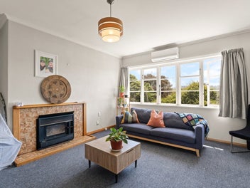 28 Dornoch Street, Kew, Dunedin