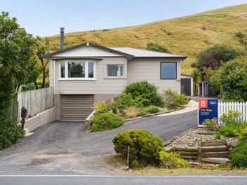 716 Brighton Road, Ocean View, Dunedin