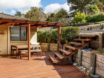 80 Cabeleigh Drive, Helensville, Helensville