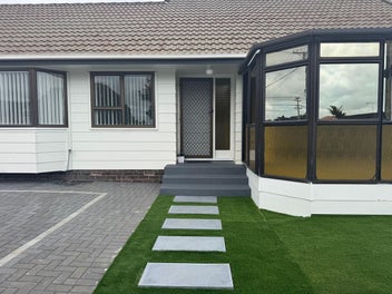 1/4 Bowling Avenue, Epsom, Auckland