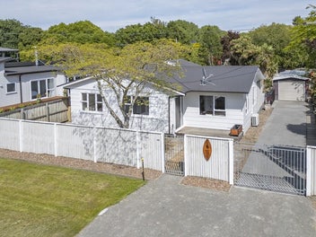 16 Stalkers Road, Woodend Beach, Woodend