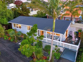 1/30 Deep Creek Road, Torbay, Auckland