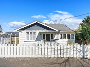 2 Queen Alexandra Street, Lansdowne, Masterton