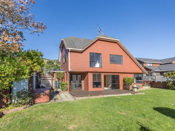 70 Woodman Drive, Tawa, Wellington