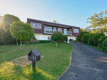 94 Stapleford Crescent, Browns Bay, Auckland