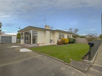 51 Wood Street, Takaro, Palmerston North