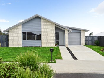 7 Whanau Avenue, Baverstock, Hamilton