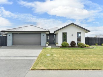 59 Oaks Drive, Lincoln, Lincoln