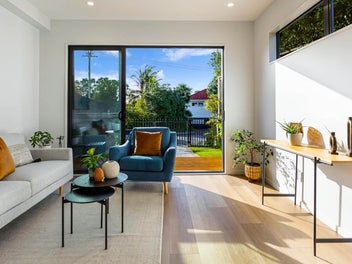 3/12 Fraser Road, Narrow Neck, Auckland