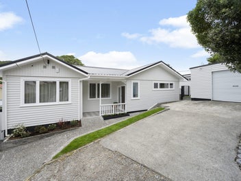 76 Clyde Street, Island Bay, Wellington