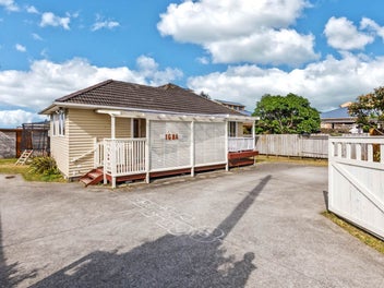 168A Carlisle Road, Northcross, Auckland
