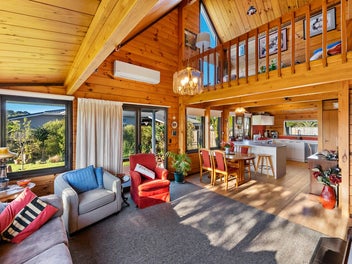 5 Kaitake Place, Oakura, Oakura