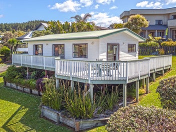226 Onemana Drive, ONEMANA, WHANGAMATA