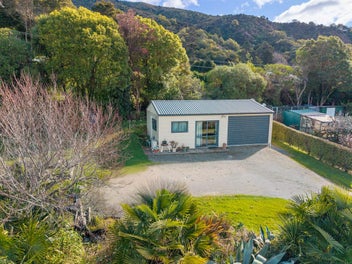 19 Mclean Drive, Havelock