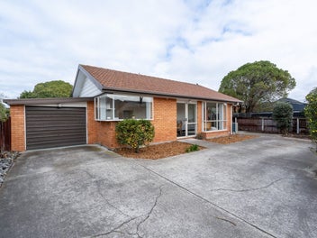 2/41 Bellamy Avenue, New Brighton, Christchurch