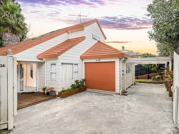 2/26 Beaudine Avenue, Glenfield, Auckland