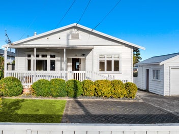 94 Blockhouse Bay Road, Avondale, Auckland