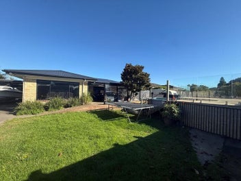 99 Kitchener Road, Waiuku, Waiuku