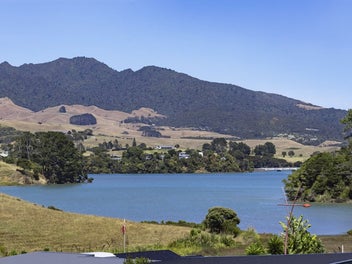 4 Te Whare Hauora Place, Raglan, Raglan