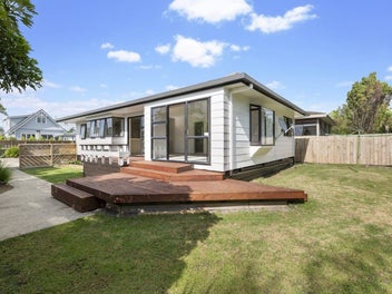 11B Bay Street, Red Beach, Red Beach