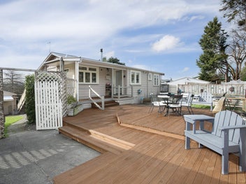 110 Hastings Street, Halcombe, Halcombe